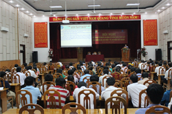 Hội nghị đối thoại với người lao động về chính sách BHXH, BHYT và BHTN năm 2017